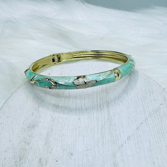 Green Flower Enamel Cloisonne Bracelet Bangle - Picture 1 of 7